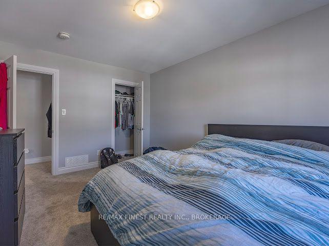 Photo 39 of 80 Thomas Street, Kingston, East of Sir John A. Blvd — HOMEH