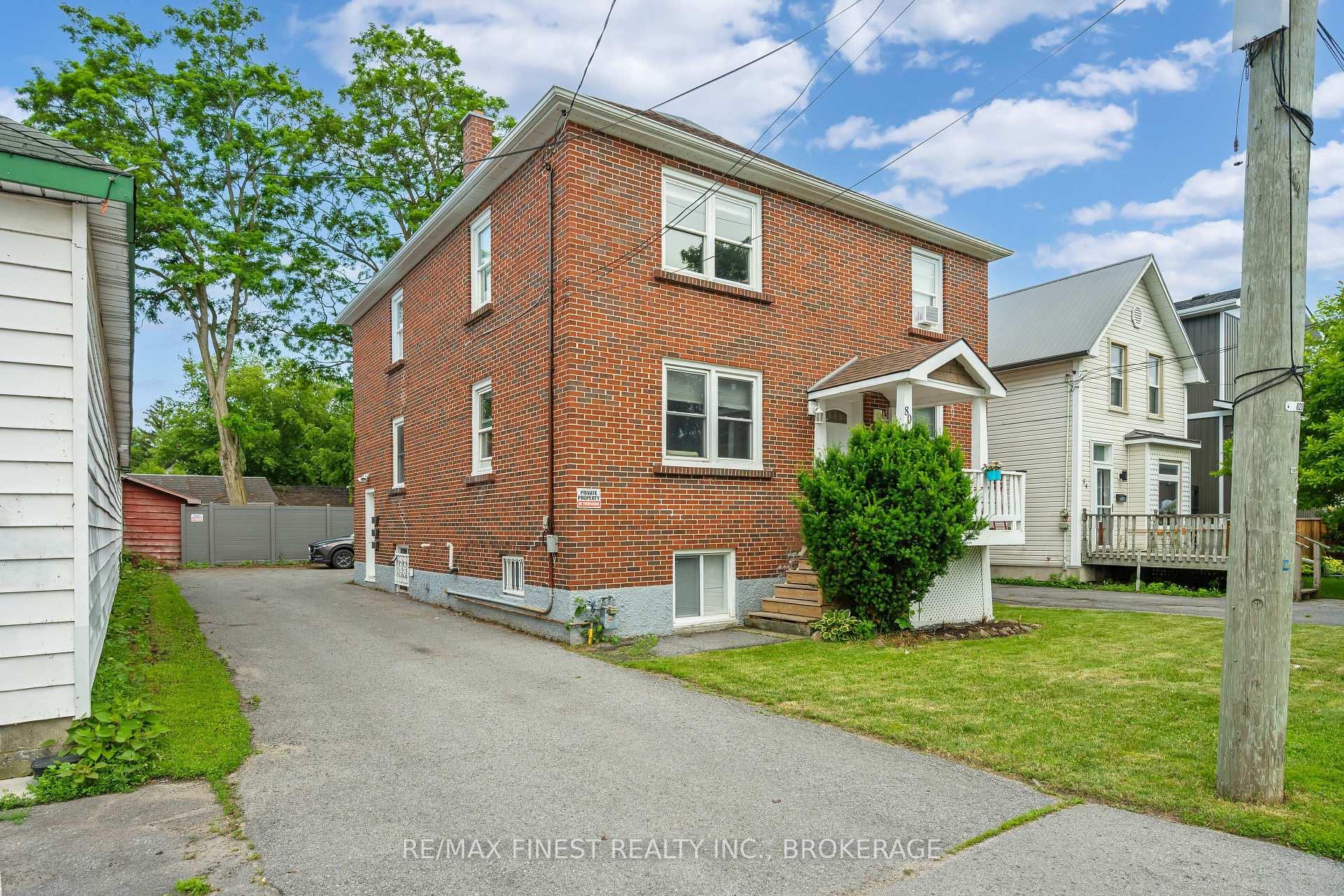 Photo 42 of 80 Thomas Street, Kingston, East of Sir John A. Blvd — HOMEH