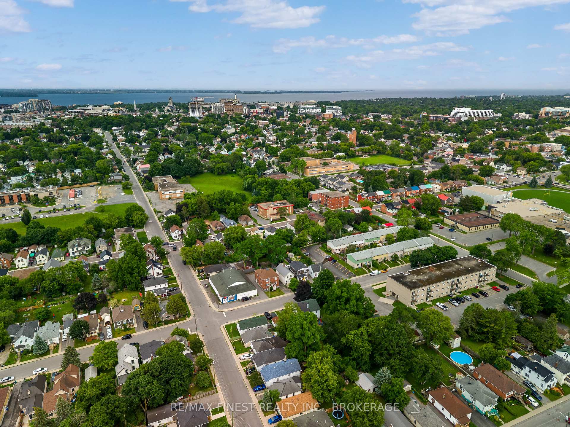 Photo 50 of 80 Thomas Street, Kingston, East of Sir John A. Blvd — HOMEH