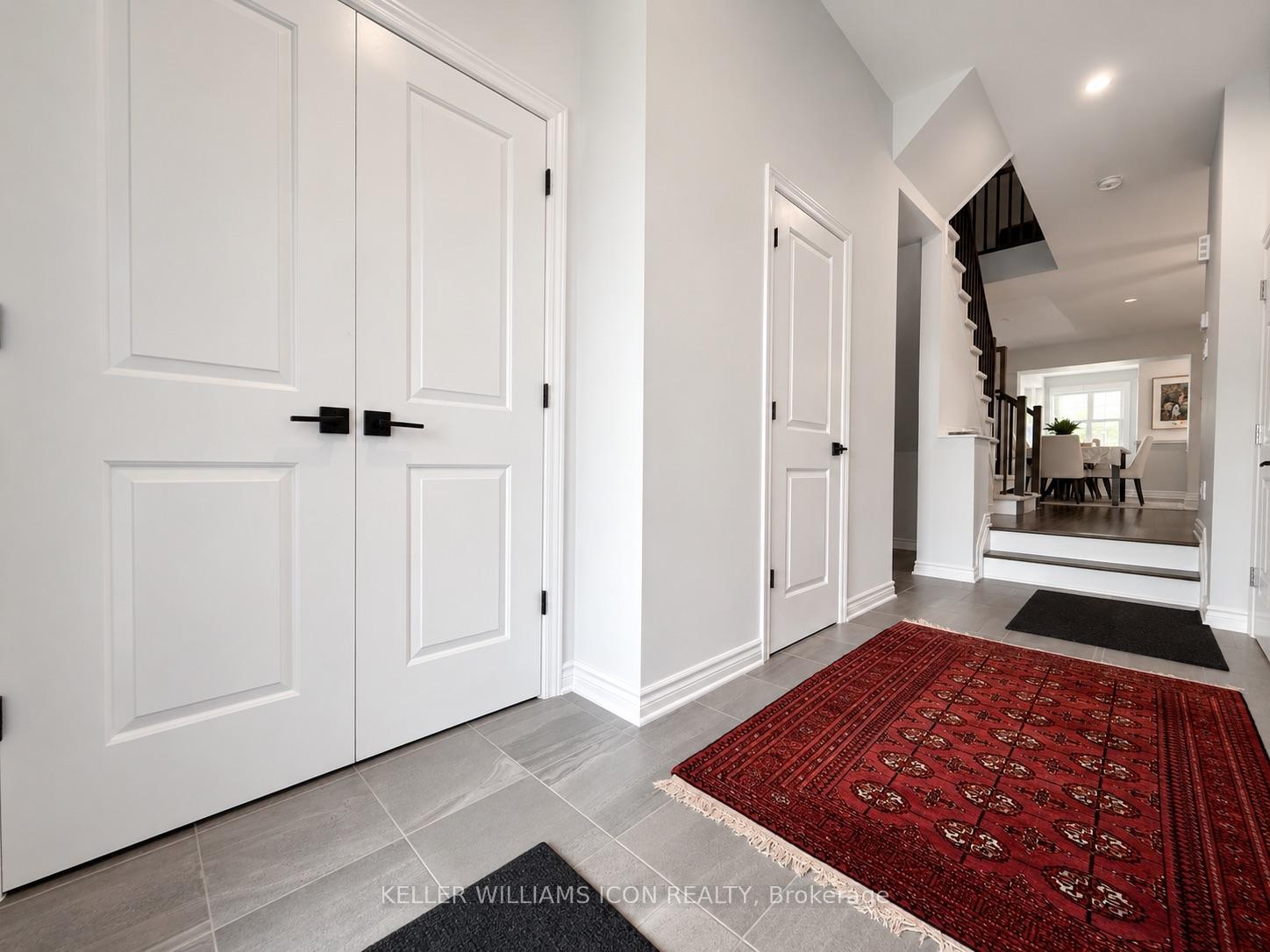 Photo 4 of 754 Borbridge Avenue, Ottawa, Riverside South/Gloucester Glen — HOMEH