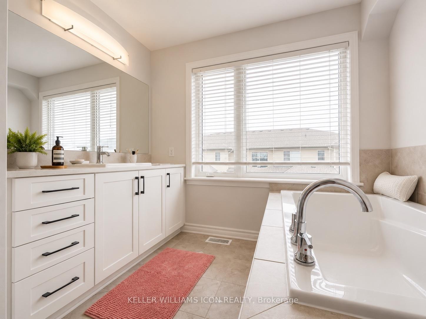 Photo 13 of 754 Borbridge Avenue, Ottawa, Riverside South/Gloucester Glen — HOMEH