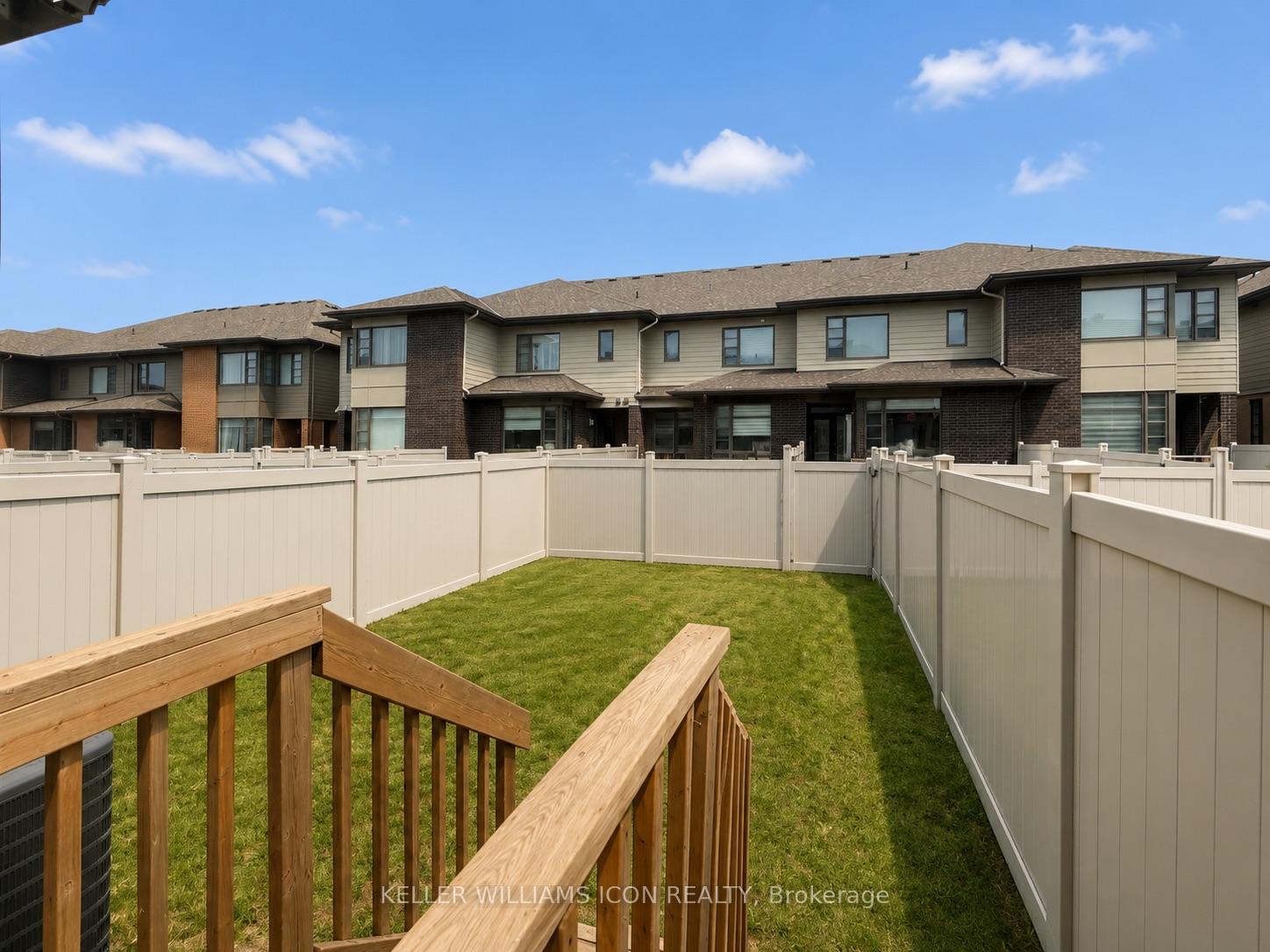 Photo 19 of 754 Borbridge Avenue, Ottawa, Riverside South/Gloucester Glen — HOMEH