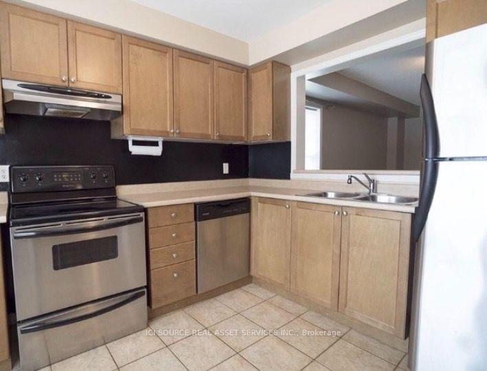Photo 3 of Unit 31, 4200 Kilmer Drive, Burlington, Tansley — HOMEH