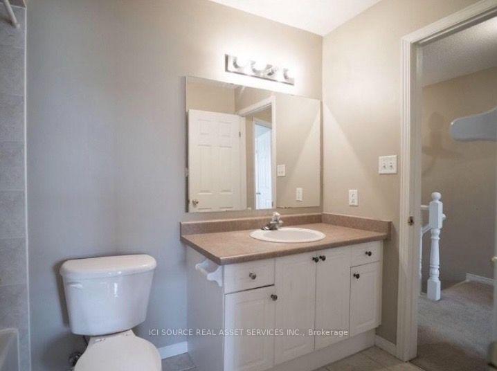 Photo 13 of Unit 31, 4200 Kilmer Drive, Burlington, Tansley — HOMEH