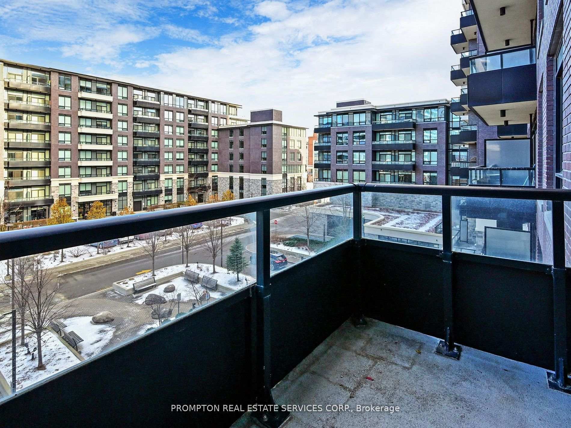 Photo 17 of Unit 528, 15 Water Walk Drive, Markham, Unionville — HOMEH