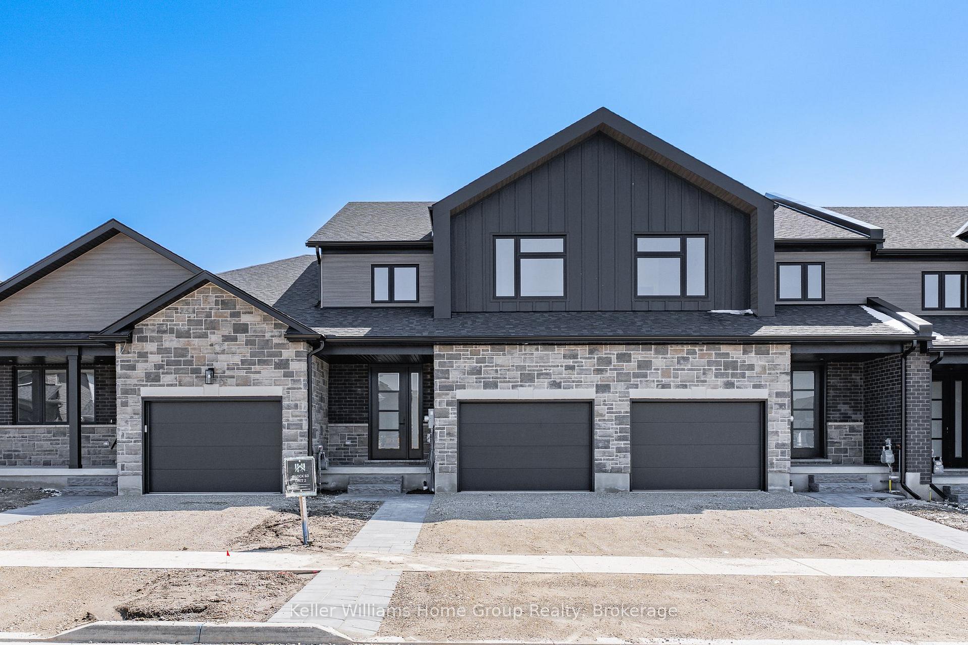 Photo 1 of 27 Halls Drive, Centre Wellington, Elora/Salem — HOMEH