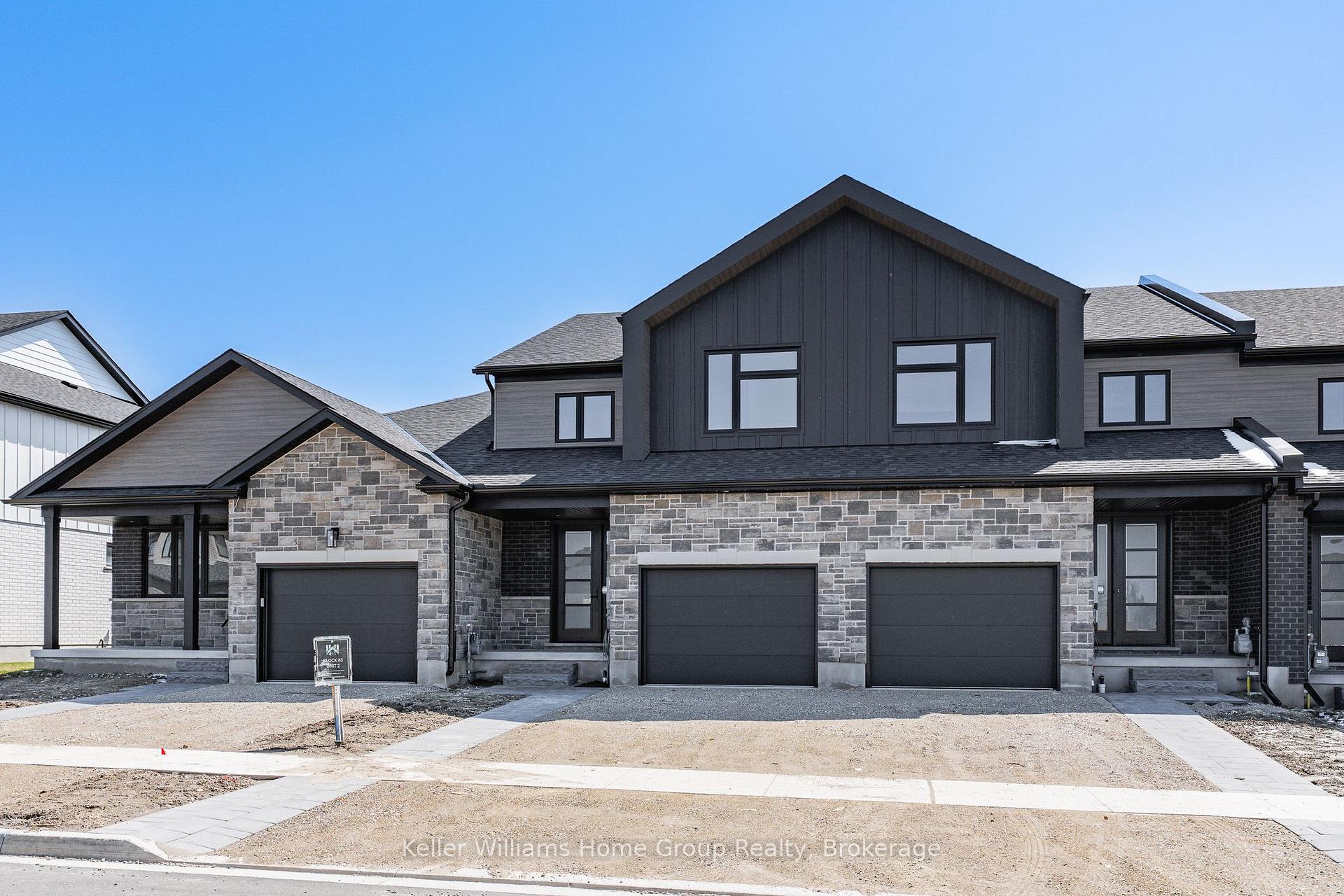 Photo 2 of 27 Halls Drive, Centre Wellington, Elora/Salem — HOMEH