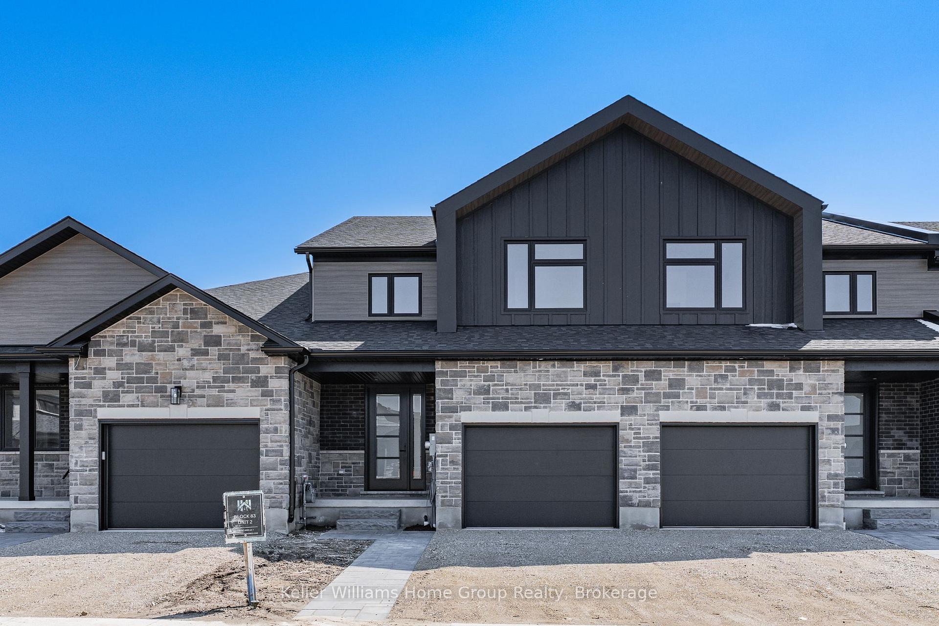 Photo 3 of 27 Halls Drive, Centre Wellington, Elora/Salem — HOMEH