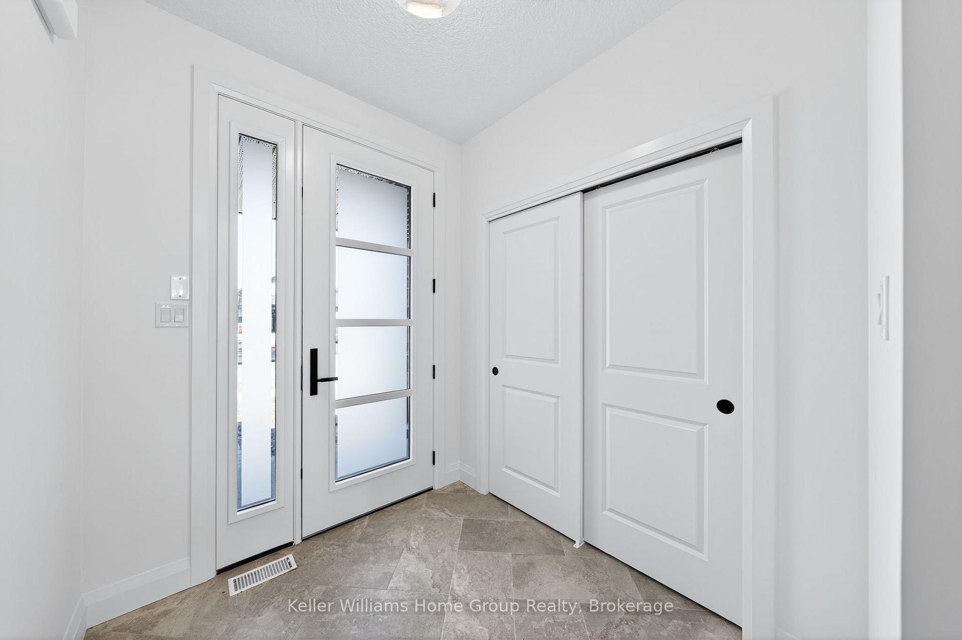 Photo 6 of 27 Halls Drive, Centre Wellington, Elora/Salem — HOMEH