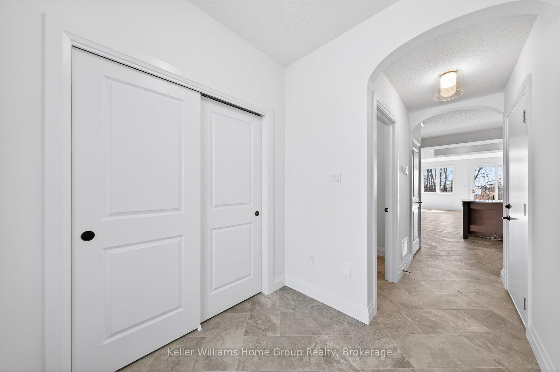 Photo 7 of 27 Halls Drive, Centre Wellington, Elora/Salem — HOMEH