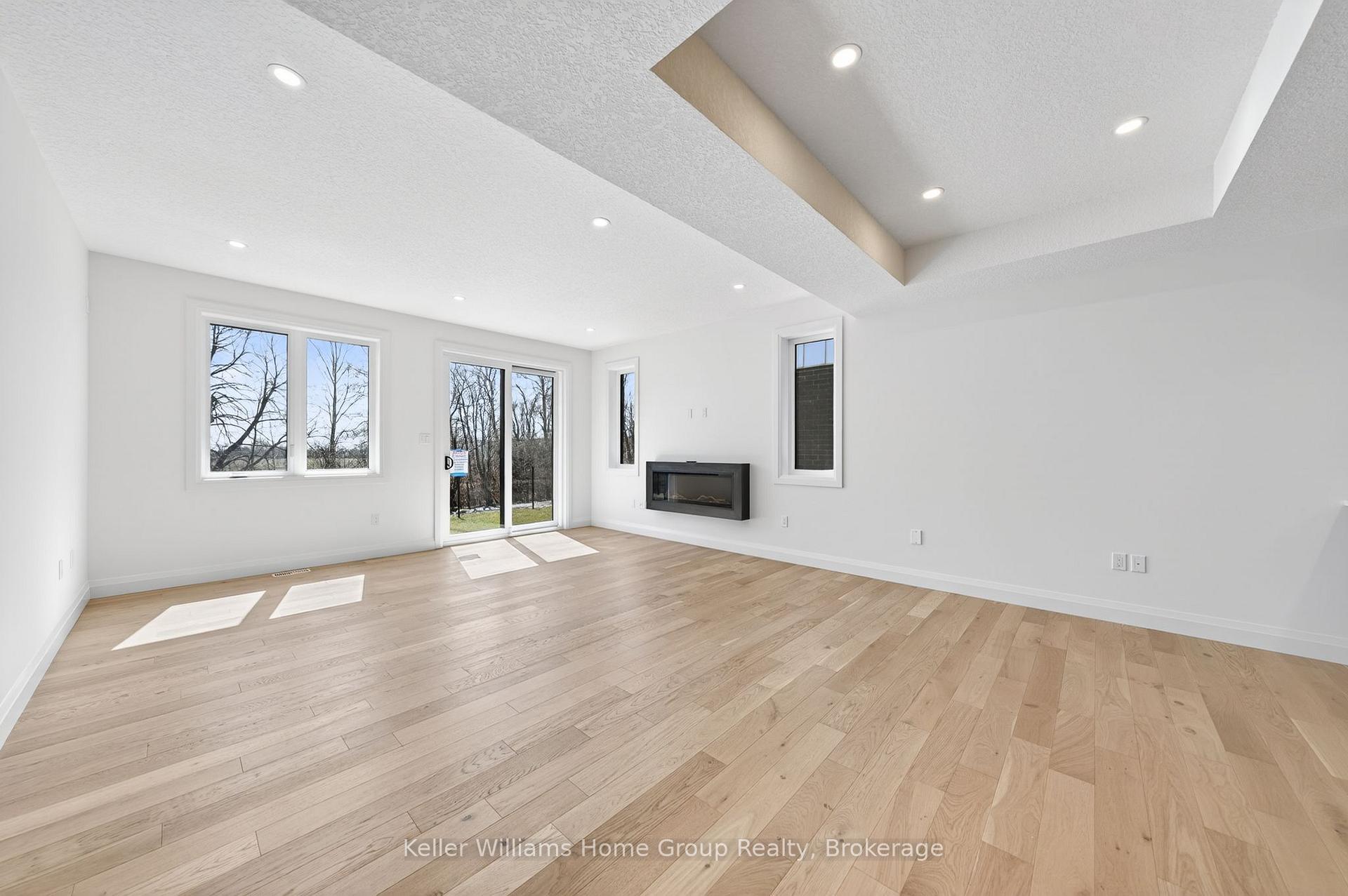 Photo 15 of 27 Halls Drive, Centre Wellington, Elora/Salem — HOMEH