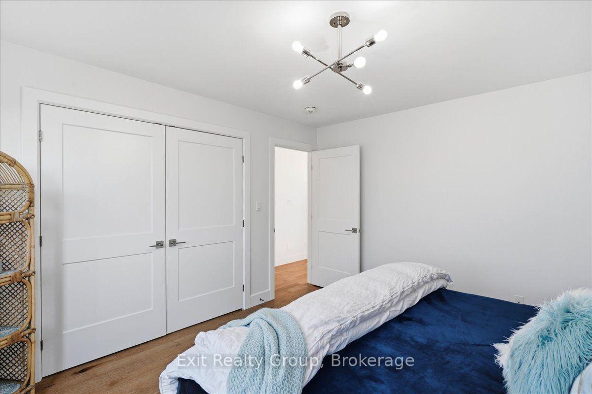 Photo 23 of 48 Hummingbird Drive, Belleville, Thurlow Ward — HOMEH