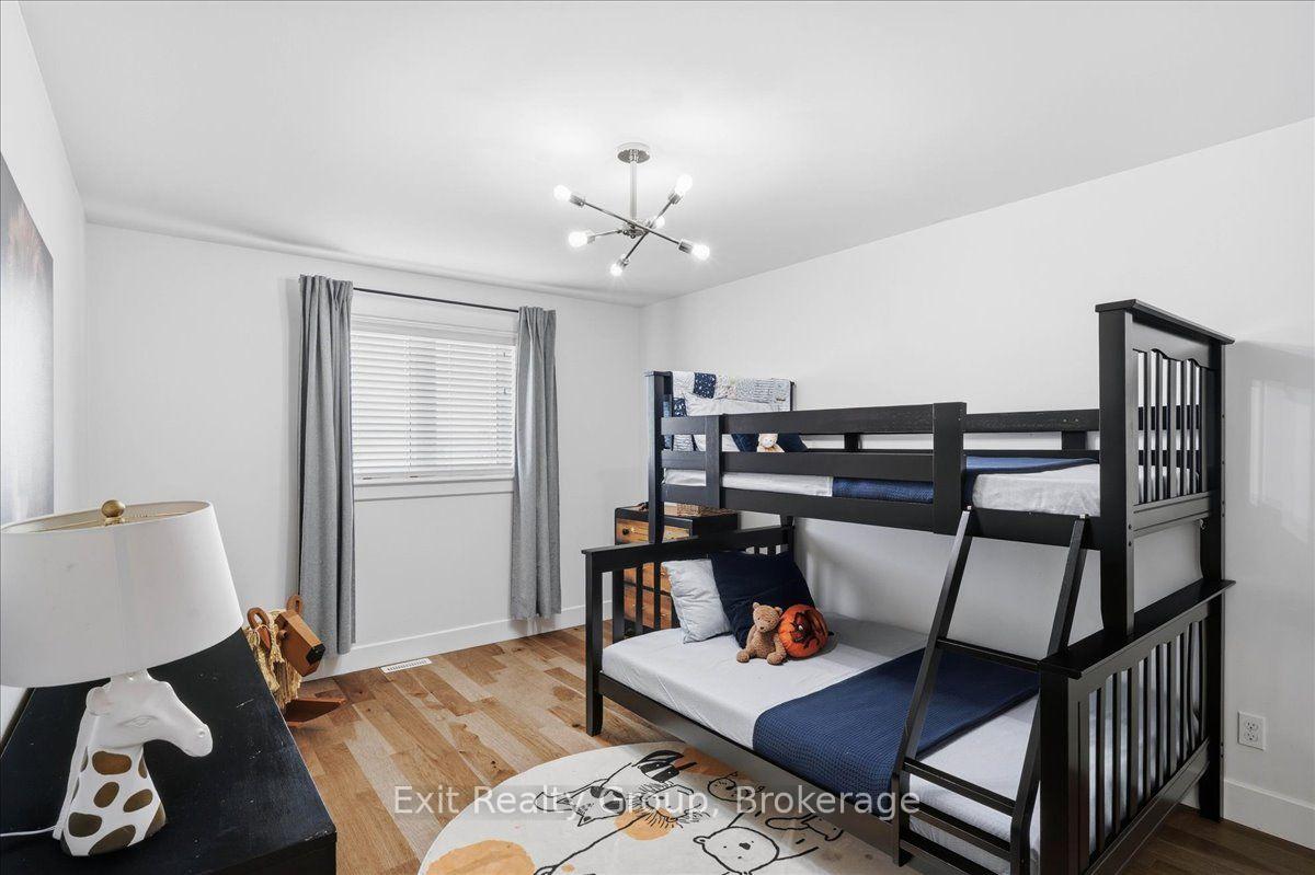 Photo 24 of 48 Hummingbird Drive, Belleville, Thurlow Ward — HOMEH