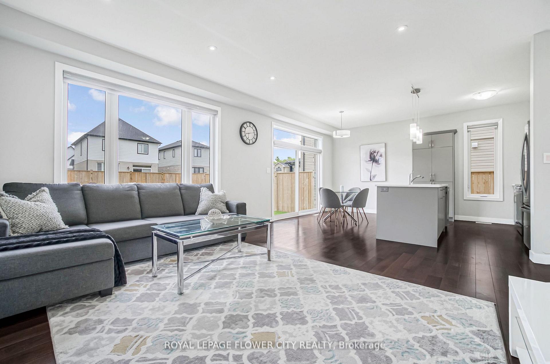Photo 2 of 1266 Twilite Boulevard, London, North S — HOMEH