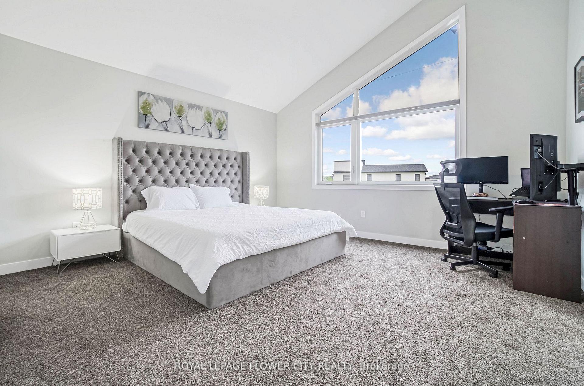 Photo 7 of 1266 Twilite Boulevard, London, North S — HOMEH
