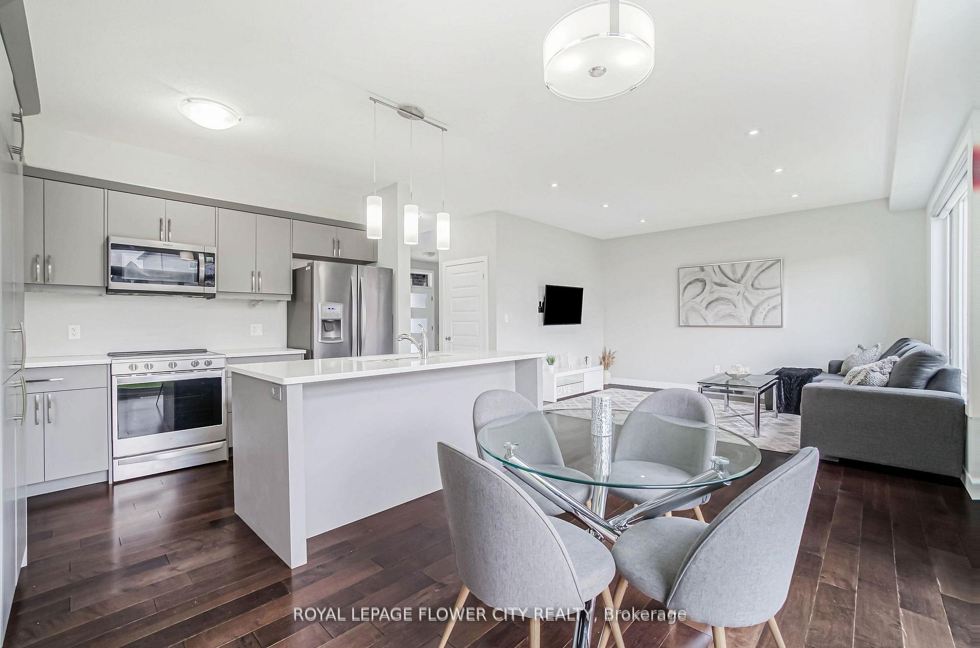 Photo 8 of 1266 Twilite Boulevard, London, North S — HOMEH