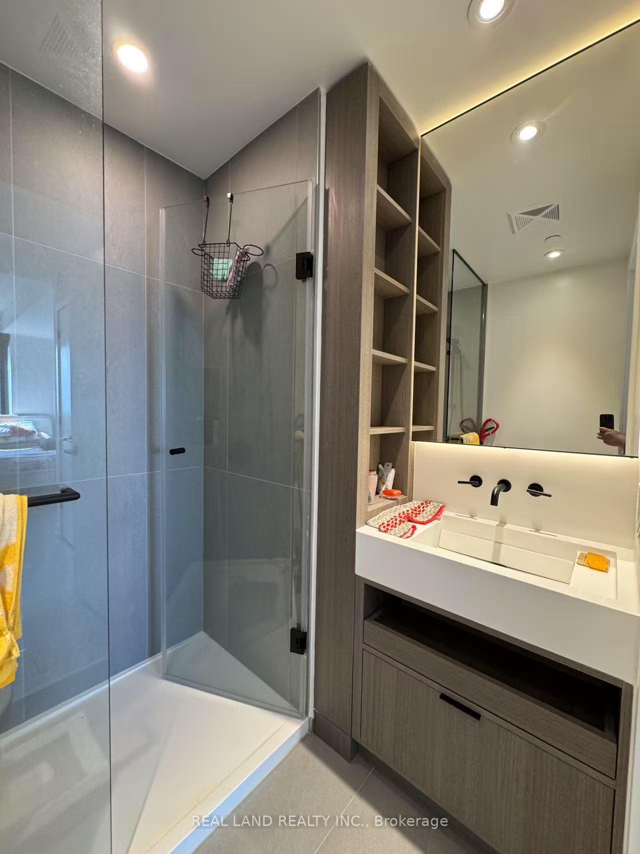 Photo 9 of Unit 3403, 55 Charles Street E, Toronto, Church-Yonge Corridor — HOMEH