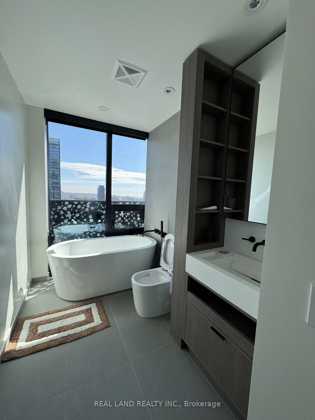 Photo 11 of Unit 3403, 55 Charles Street E, Toronto, Church-Yonge Corridor — HOMEH