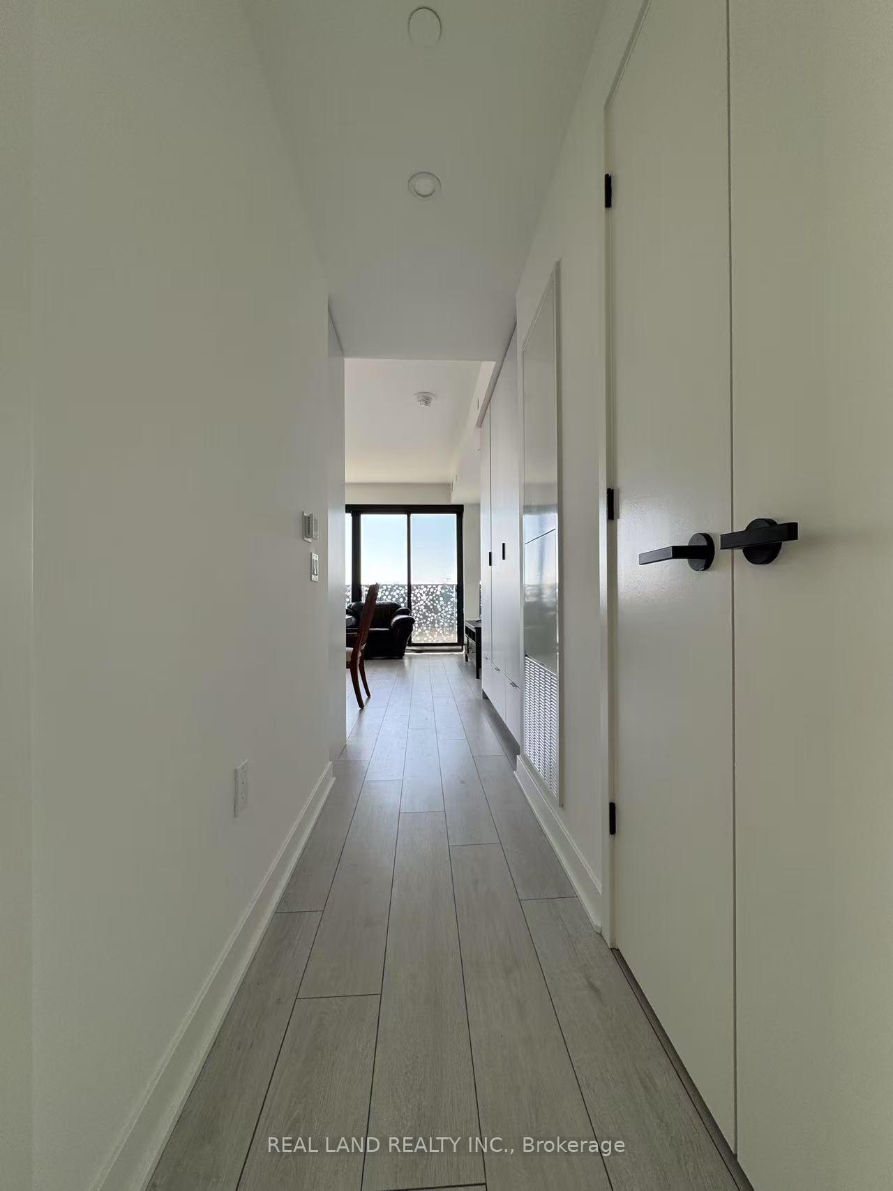 Photo 14 of Unit 3403, 55 Charles Street E, Toronto, Church-Yonge Corridor — HOMEH