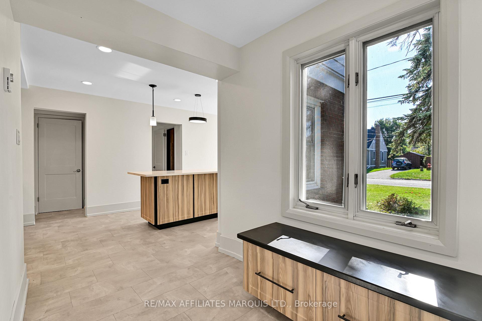 Photo 4 of 1603 Peter Street, Cornwall, Cornwall — HOMEH