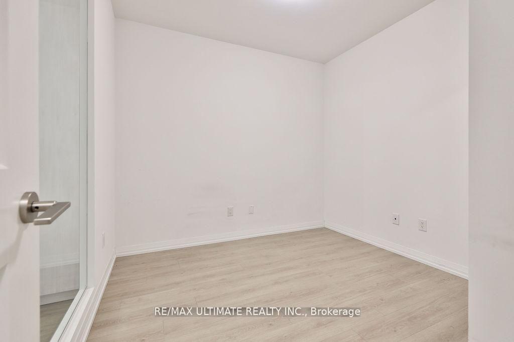 Photo 8 of Unit 515, 8 Widmer Street, Toronto, Waterfront Communities — HOMEH