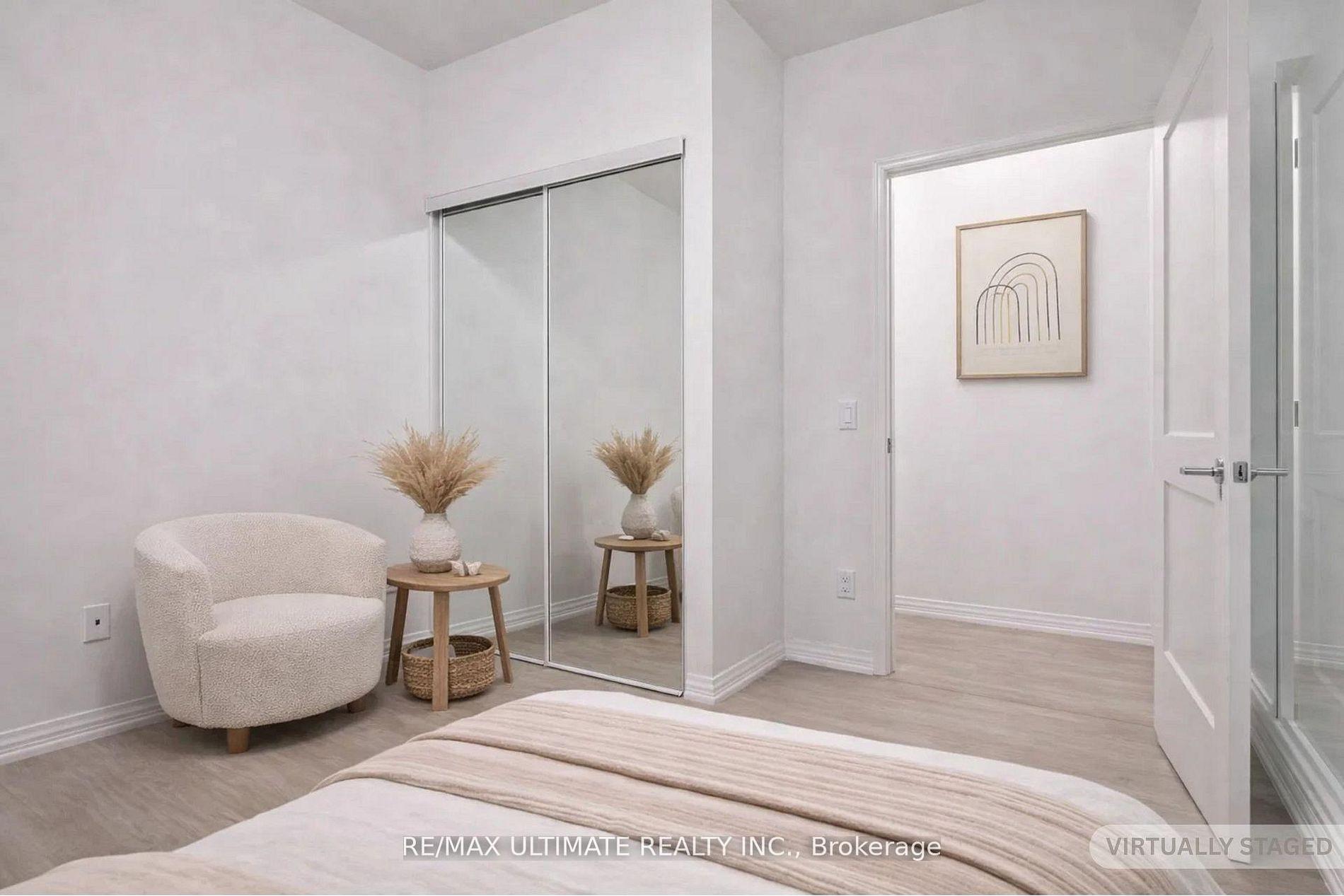 Photo 11 of Unit 515, 8 Widmer Street, Toronto, Waterfront Communities — HOMEH