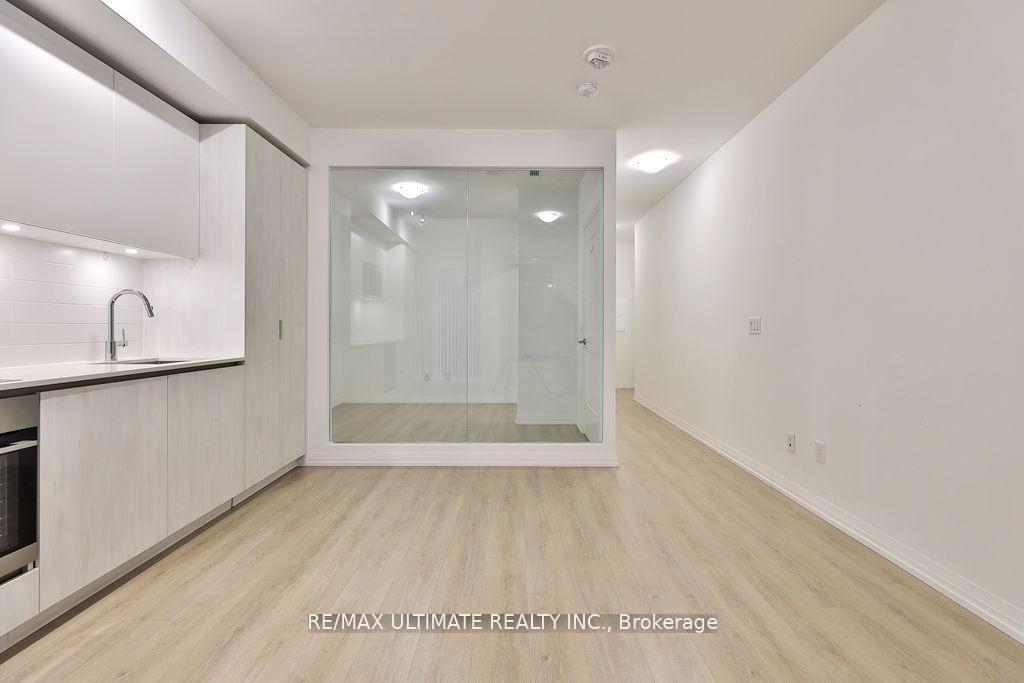 Photo 22 of Unit 515, 8 Widmer Street, Toronto, Waterfront Communities — HOMEH