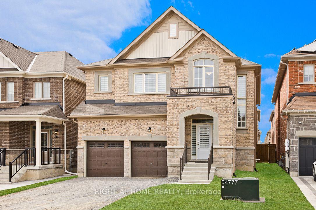 Photo 2 of 46 Frederick Taylor Way, East Gwillimbury, Mt Albert — HOMEH