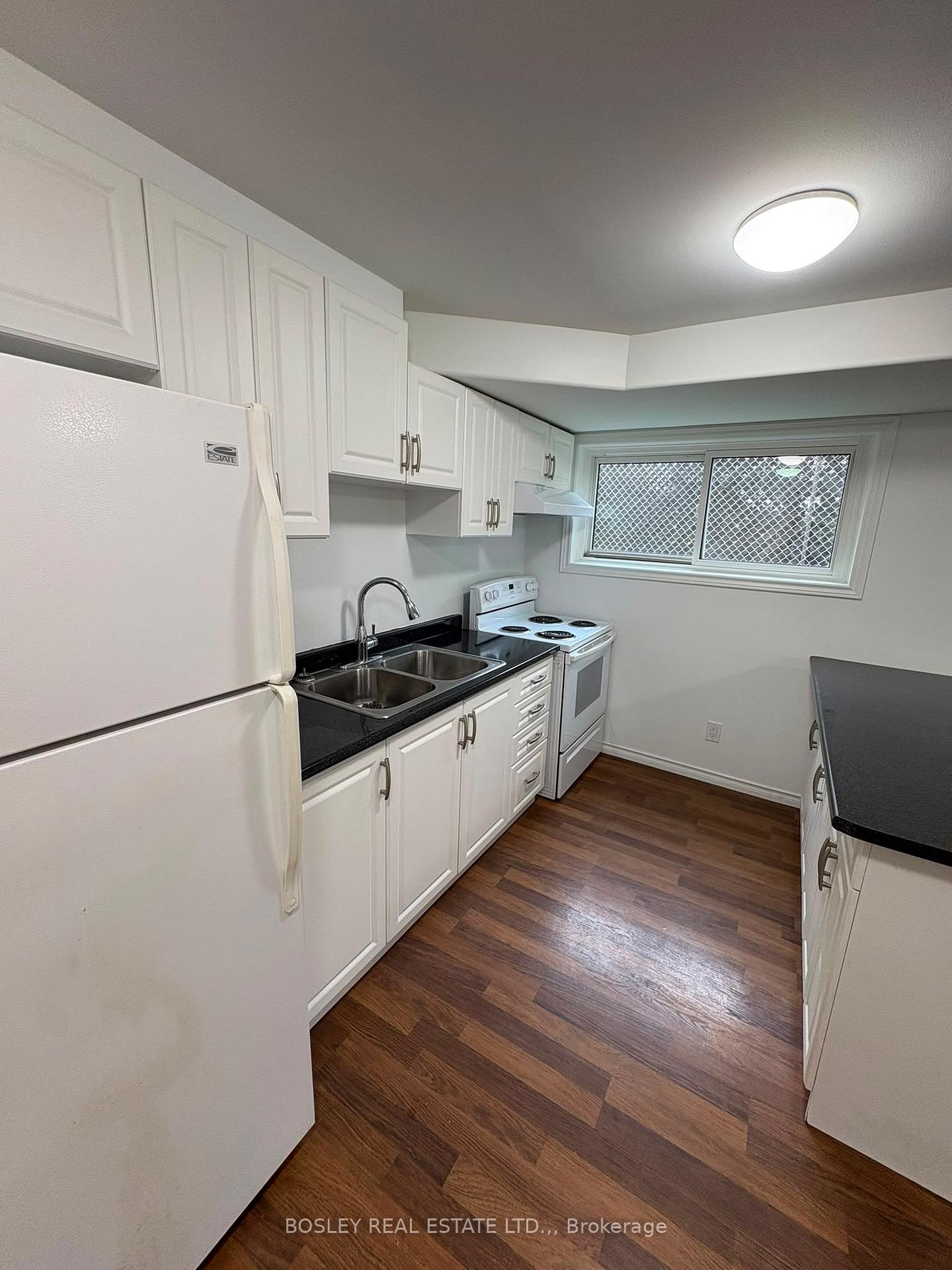 Photo 1 of 30 Via Dell Monte Street, St. Catharines, Burleigh Hill — HOMEH