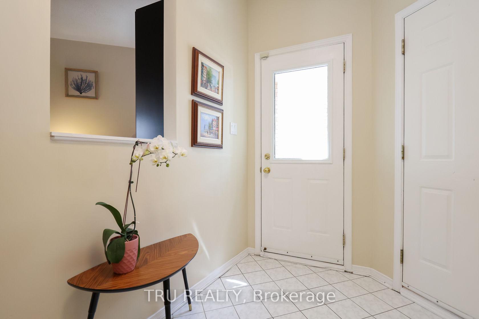 Photo 5 of 186 Daventry Crescent, Ottawa, Barrhaven - Longfields — HOMEH