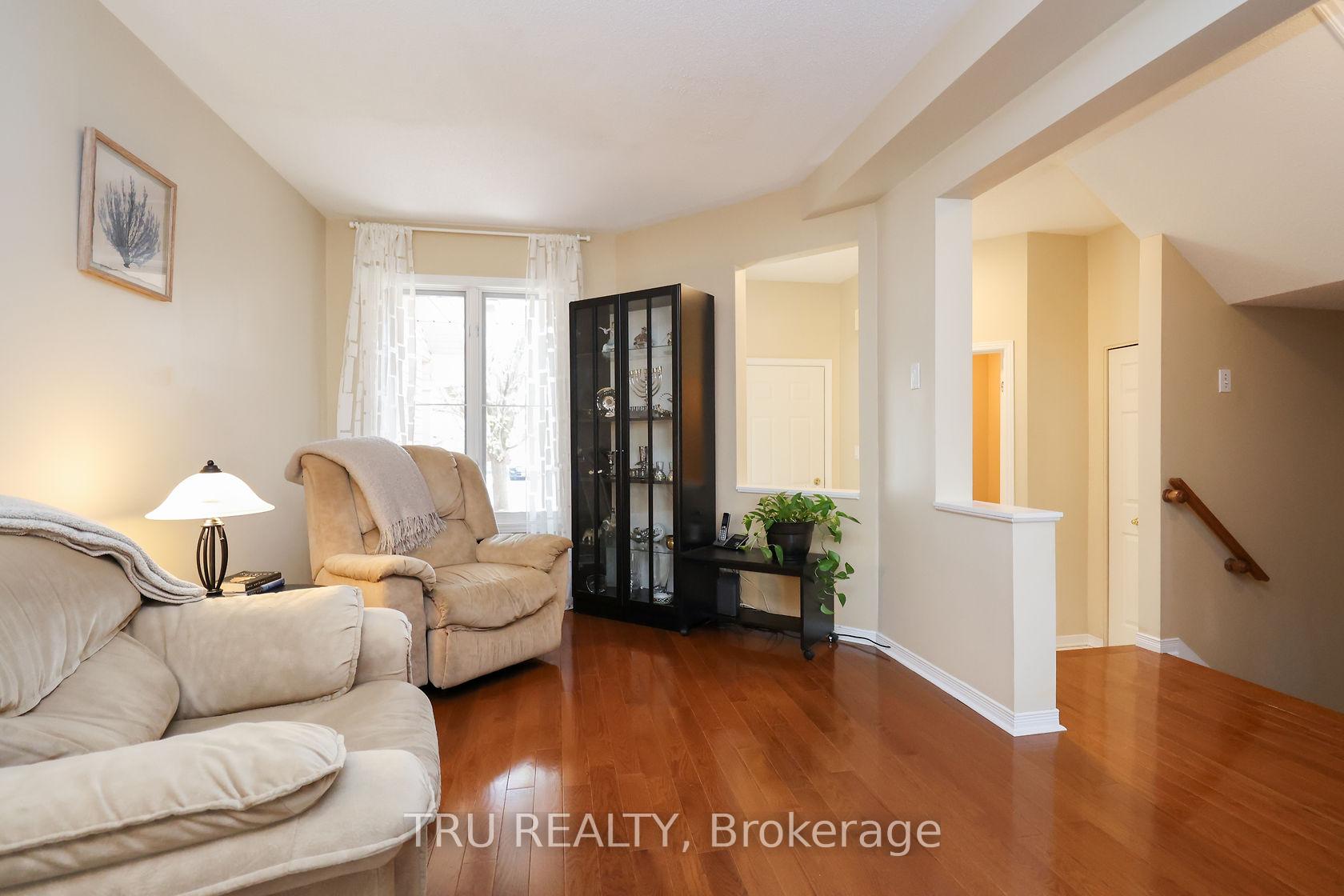 Photo 9 of 186 Daventry Crescent, Ottawa, Barrhaven - Longfields — HOMEH