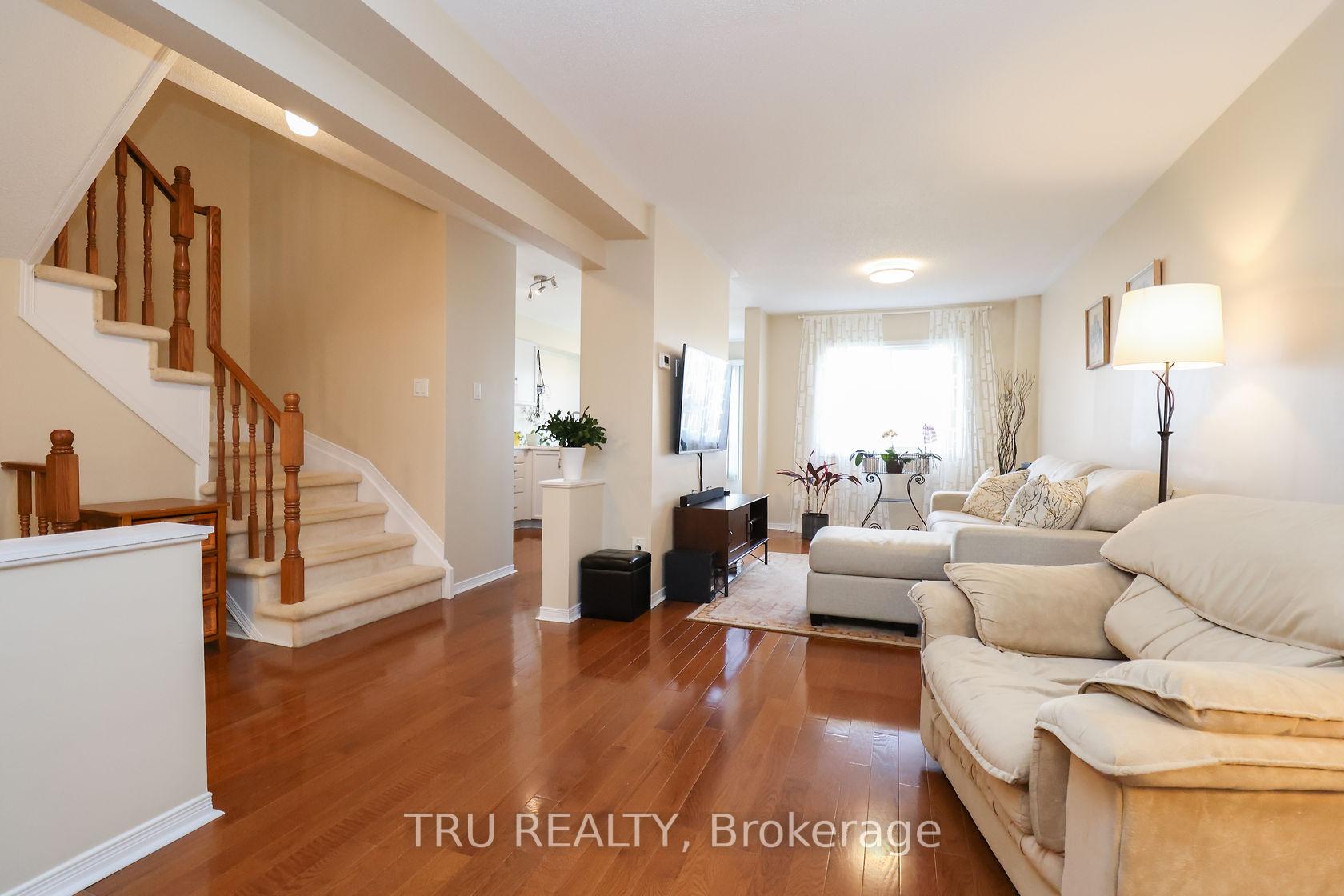 Photo 10 of 186 Daventry Crescent, Ottawa, Barrhaven - Longfields — HOMEH