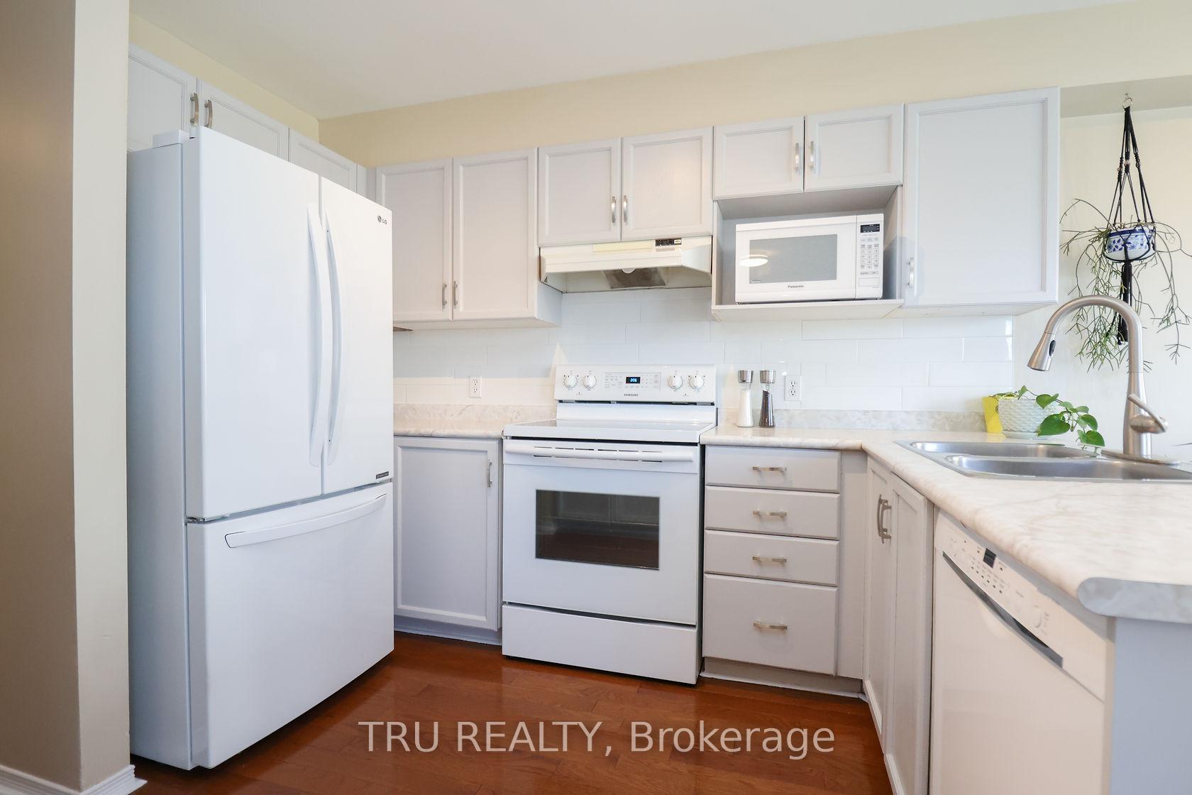 Photo 13 of 186 Daventry Crescent, Ottawa, Barrhaven - Longfields — HOMEH