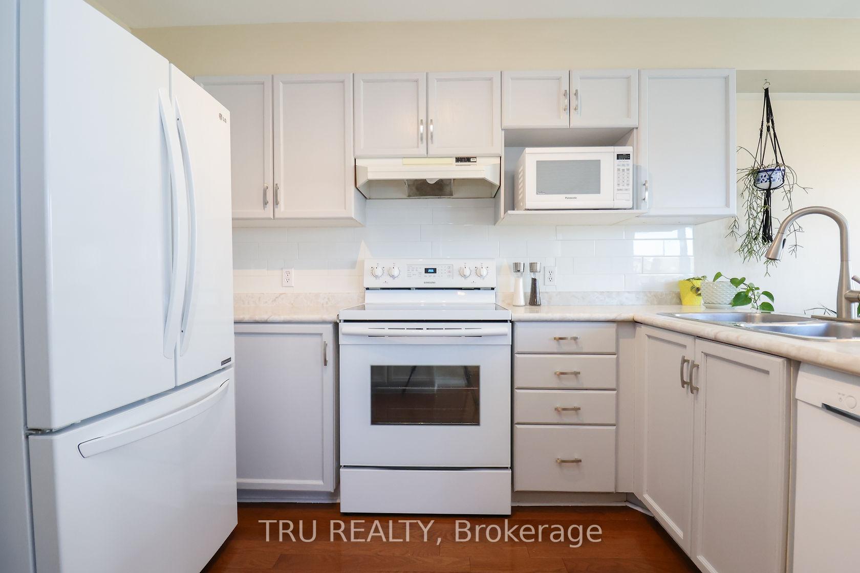 Photo 14 of 186 Daventry Crescent, Ottawa, Barrhaven - Longfields — HOMEH