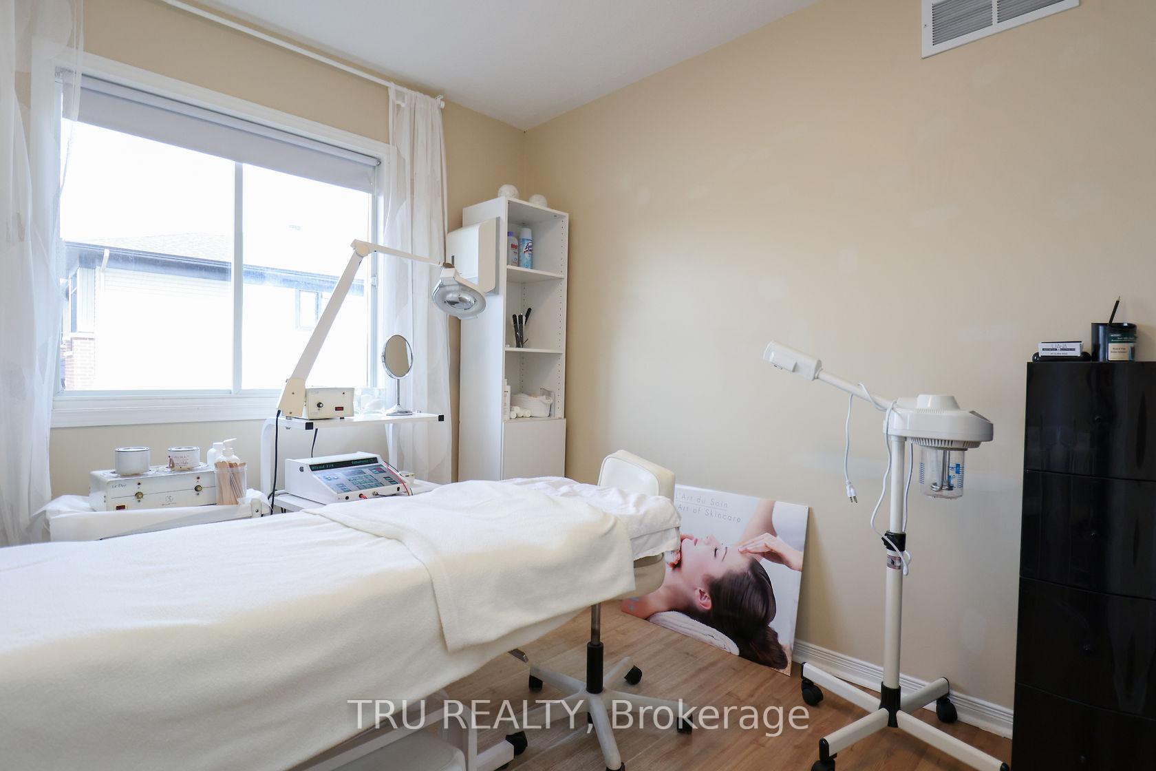 Photo 31 of 186 Daventry Crescent, Ottawa, Barrhaven - Longfields — HOMEH