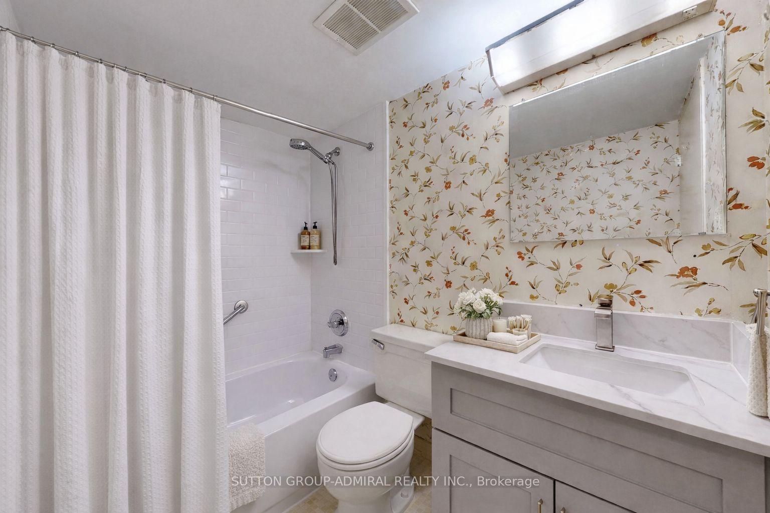 Photo 21 of Unit 1011, 80 Inverlochy Boulevard, Markham, Royal Orchard — HOMEH