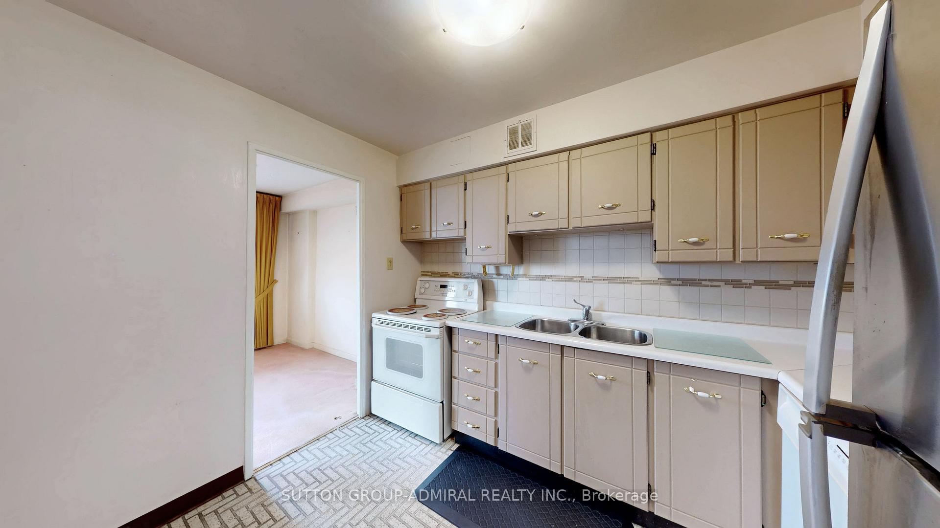 Photo 26 of Unit 1011, 80 Inverlochy Boulevard, Markham, Royal Orchard — HOMEH