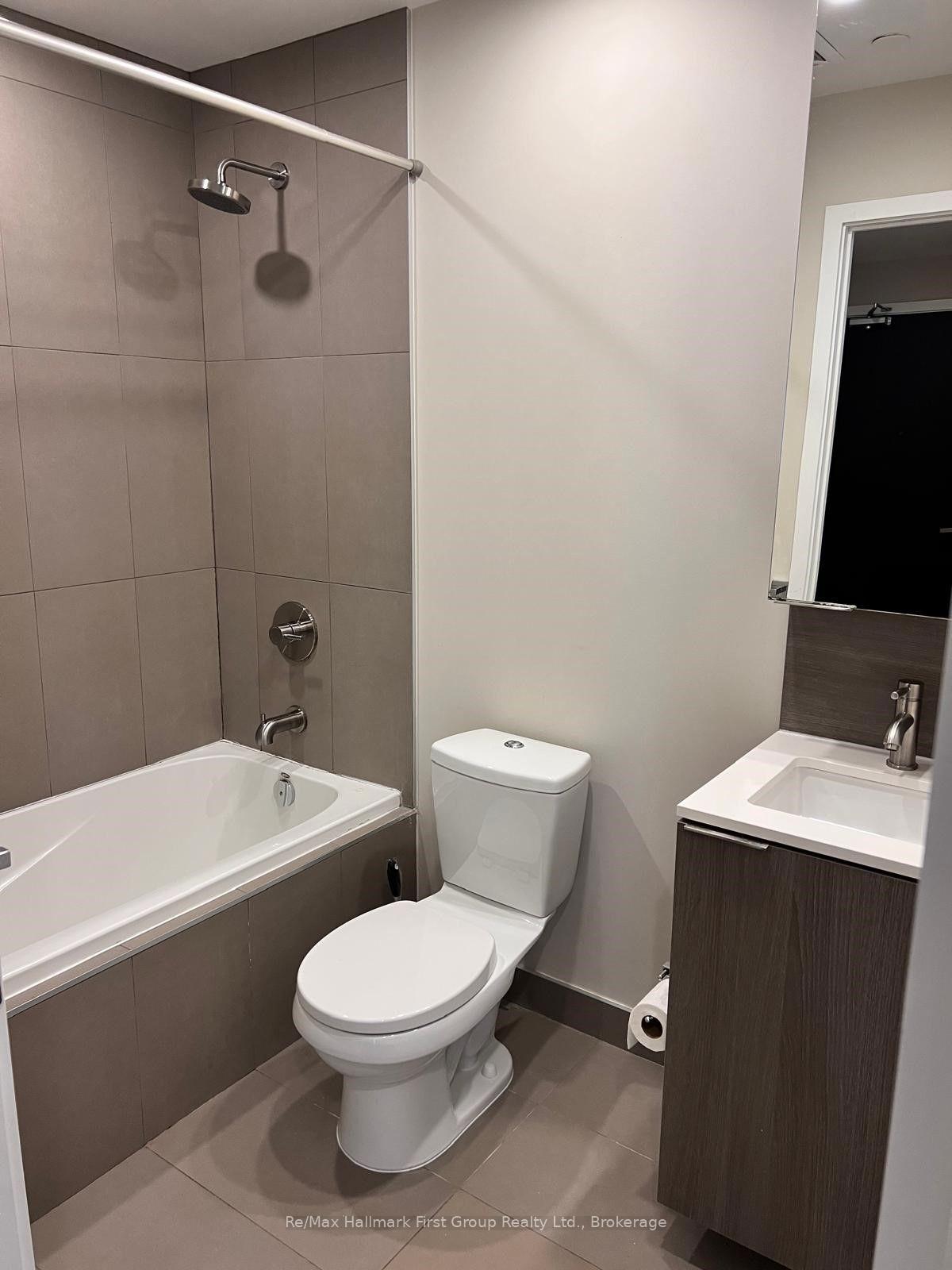 Photo 3 of Unit 2005, 170 Sumach Street, Toronto, Regent Park — HOMEH