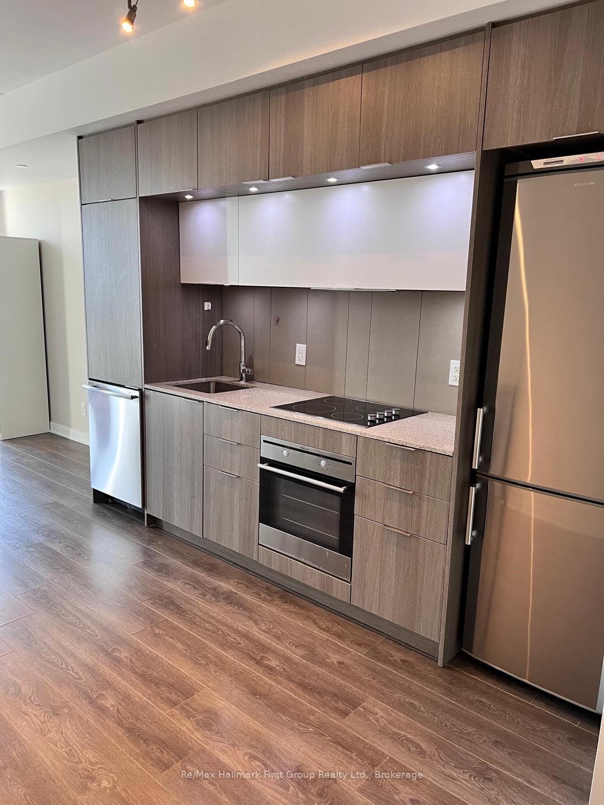 Photo 5 of Unit 2005, 170 Sumach Street, Toronto, Regent Park — HOMEH