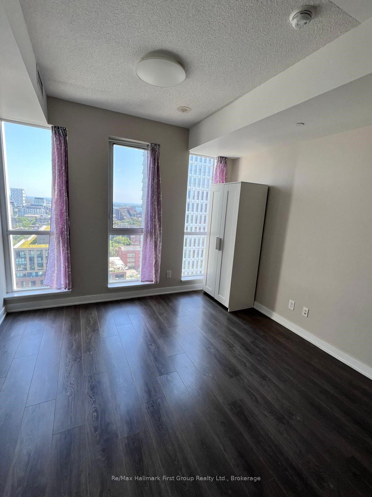 Photo 7 of Unit 2005, 170 Sumach Street, Toronto, Regent Park — HOMEH