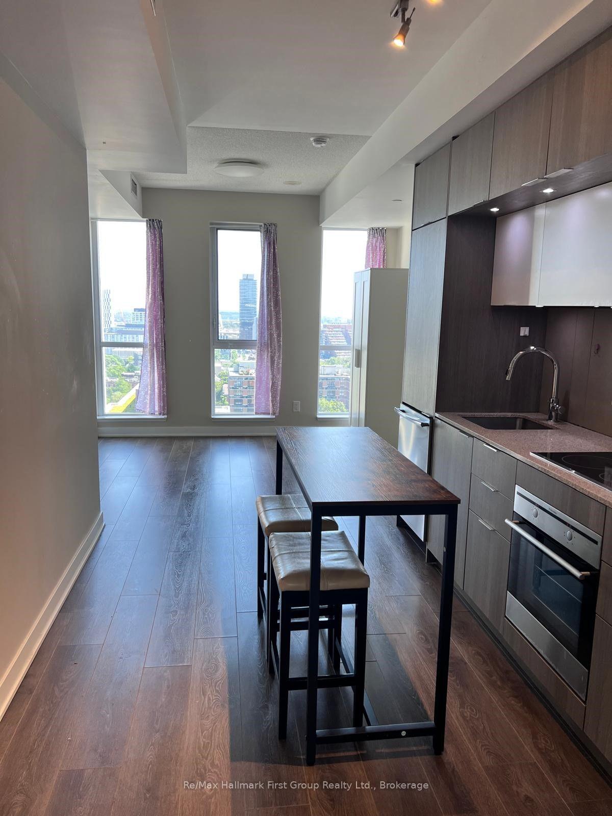 Photo 10 of Unit 2005, 170 Sumach Street, Toronto, Regent Park — HOMEH