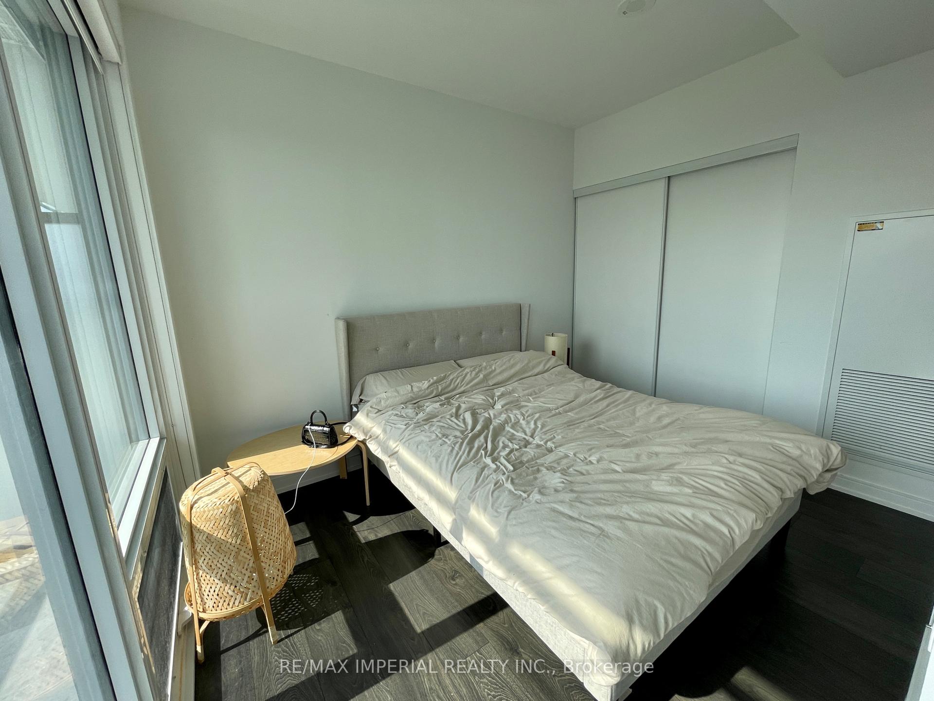 Photo 7 of Unit 4706, 3 Gloucester Street, Toronto, Church-Yonge Corridor — HOMEH