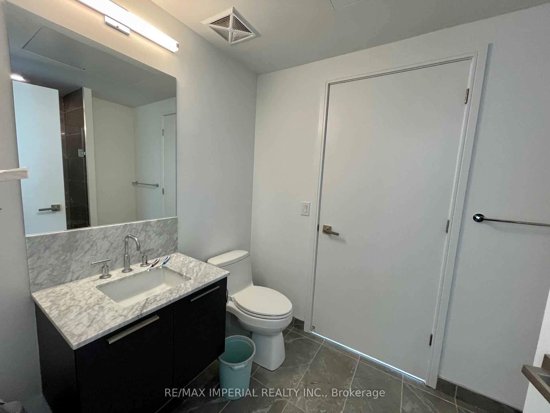 Photo 9 of Unit 4706, 3 Gloucester Street, Toronto, Church-Yonge Corridor — HOMEH