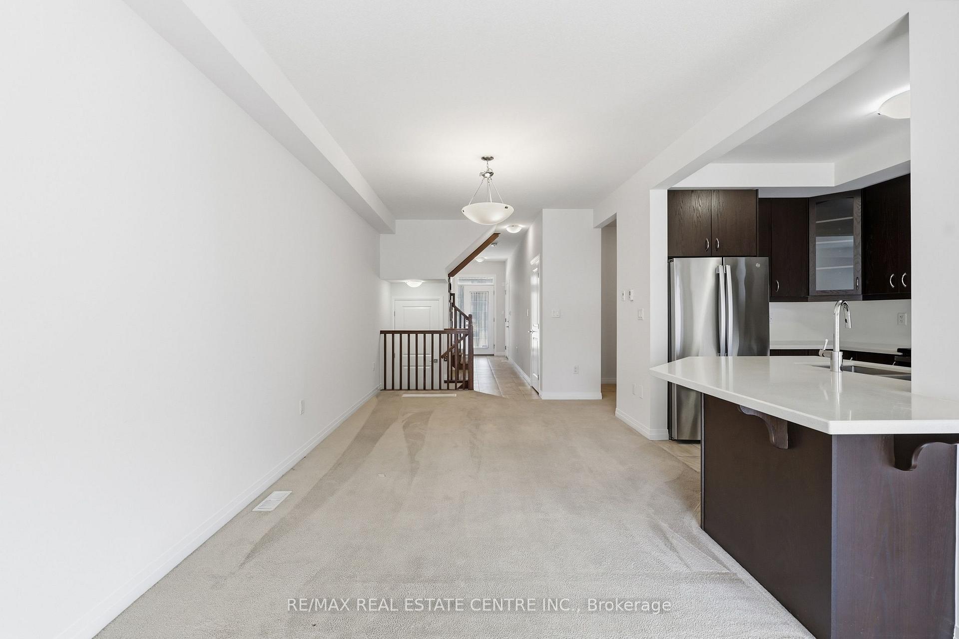 Photo 13 of 37 Greenwich Avenue, Hamilton, Stoney Creek Mountain — HOMEH