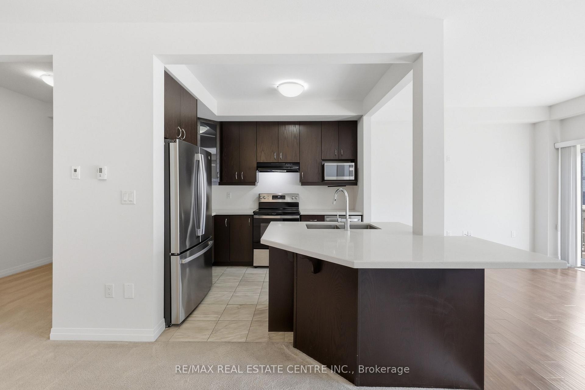 Photo 19 of 37 Greenwich Avenue, Hamilton, Stoney Creek Mountain — HOMEH