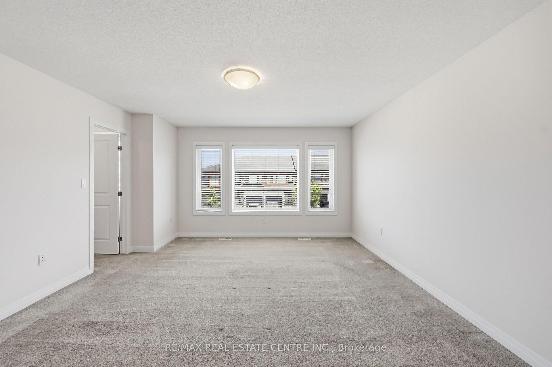 Photo 29 of 37 Greenwich Avenue, Hamilton, Stoney Creek Mountain — HOMEH