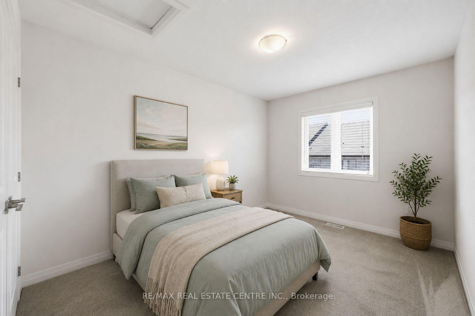 Photo 37 of 37 Greenwich Avenue, Hamilton, Stoney Creek Mountain — HOMEH