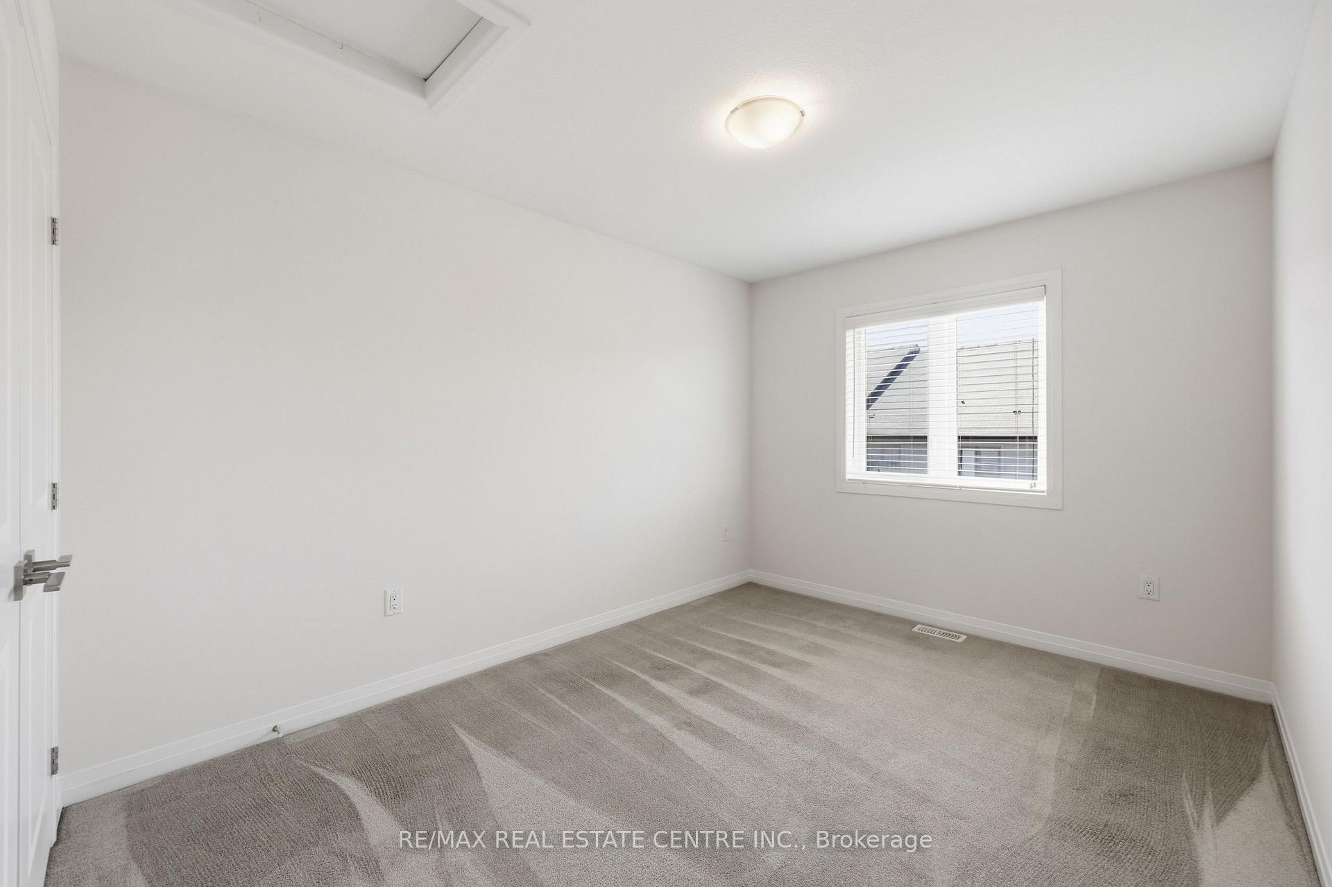 Photo 38 of 37 Greenwich Avenue, Hamilton, Stoney Creek Mountain — HOMEH