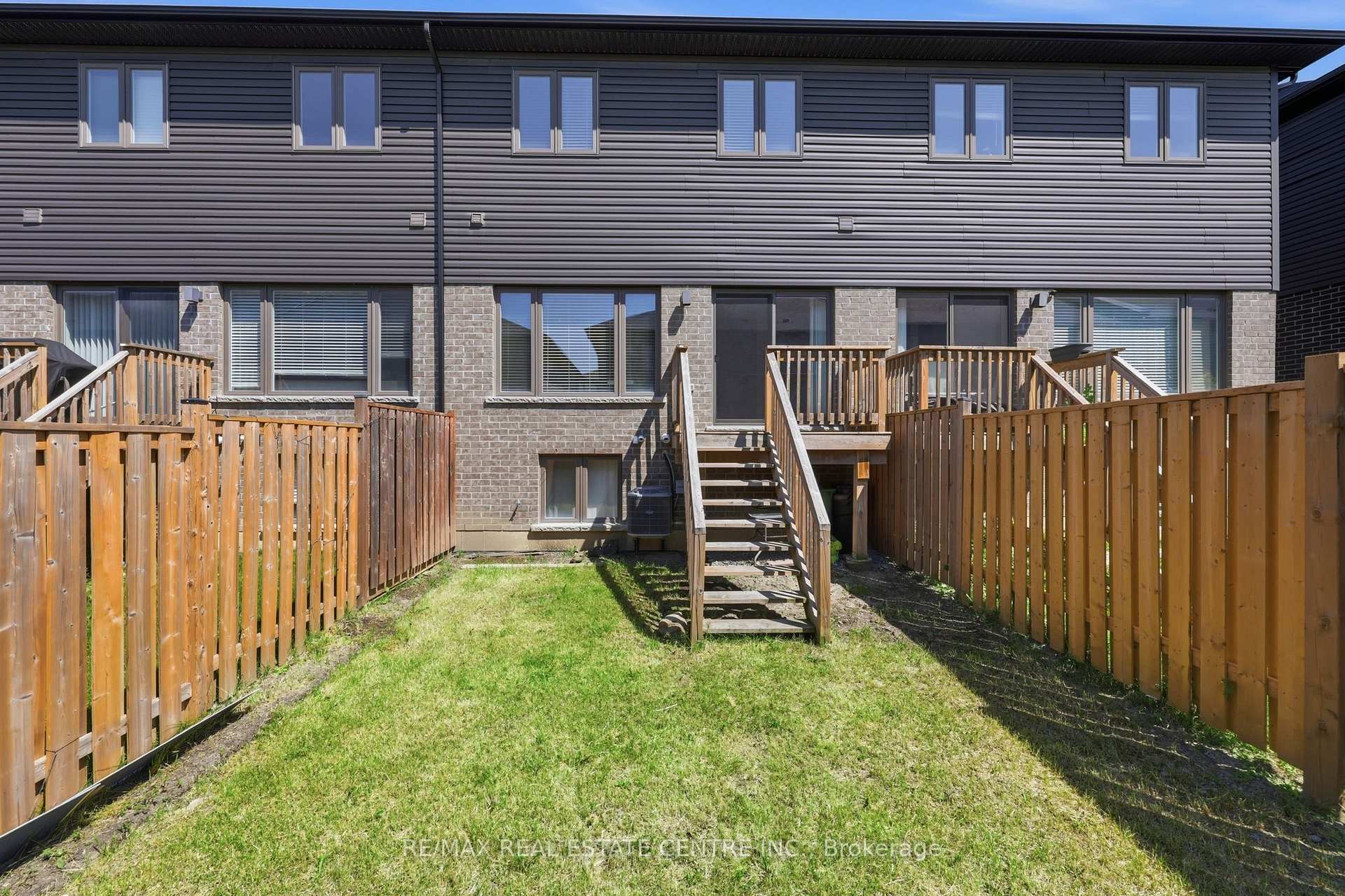 Photo 45 of 37 Greenwich Avenue, Hamilton, Stoney Creek Mountain — HOMEH