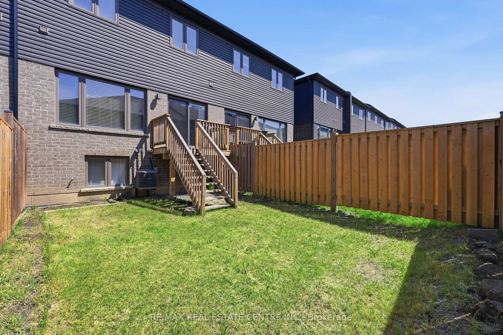 Photo 46 of 37 Greenwich Avenue, Hamilton, Stoney Creek Mountain — HOMEH